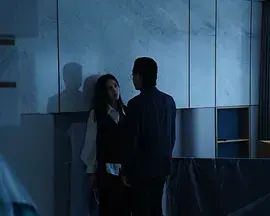 《逃离那间房》：狭小空间里的极限求生，一场关于勇气、智慧与潜在黑暗的惊悚之旅